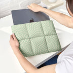 Vandel Puffy Laptop Sleeve Case, 13-14 inch Laptop Sleeve Bag, Waterproof Fabric Laptop Case 13.3 Inch, Compatible with MacBook Air/Pro 13 / Pro 14