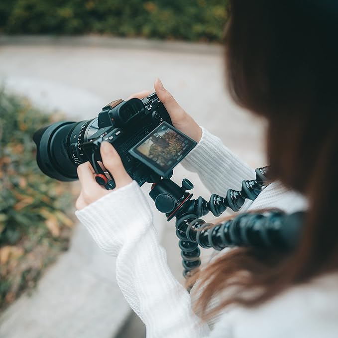 JOBY GorillaPod 5K Kit, Flexible Professional Tripod with BallHead, for DSLR Camera and CSC/Mirrorless with Lens, Up to 5 kg Payload (11lbs), Black