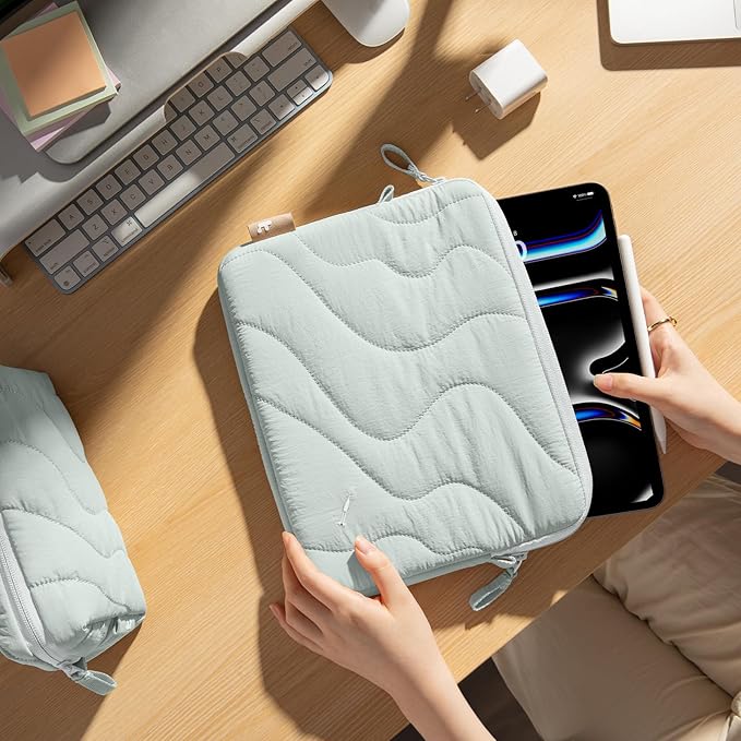 tomtoc 360 Protective Puffy Tablet Sleeve for iPad Pro 11-inch (M4/(4th/3rd/2nd/1st Gen), iPad Air 11-inch (M3) 2025/(M2) 2024 with Magic Keyboard/Smart Keyboard, Quilted Soft Puffer iPad Case